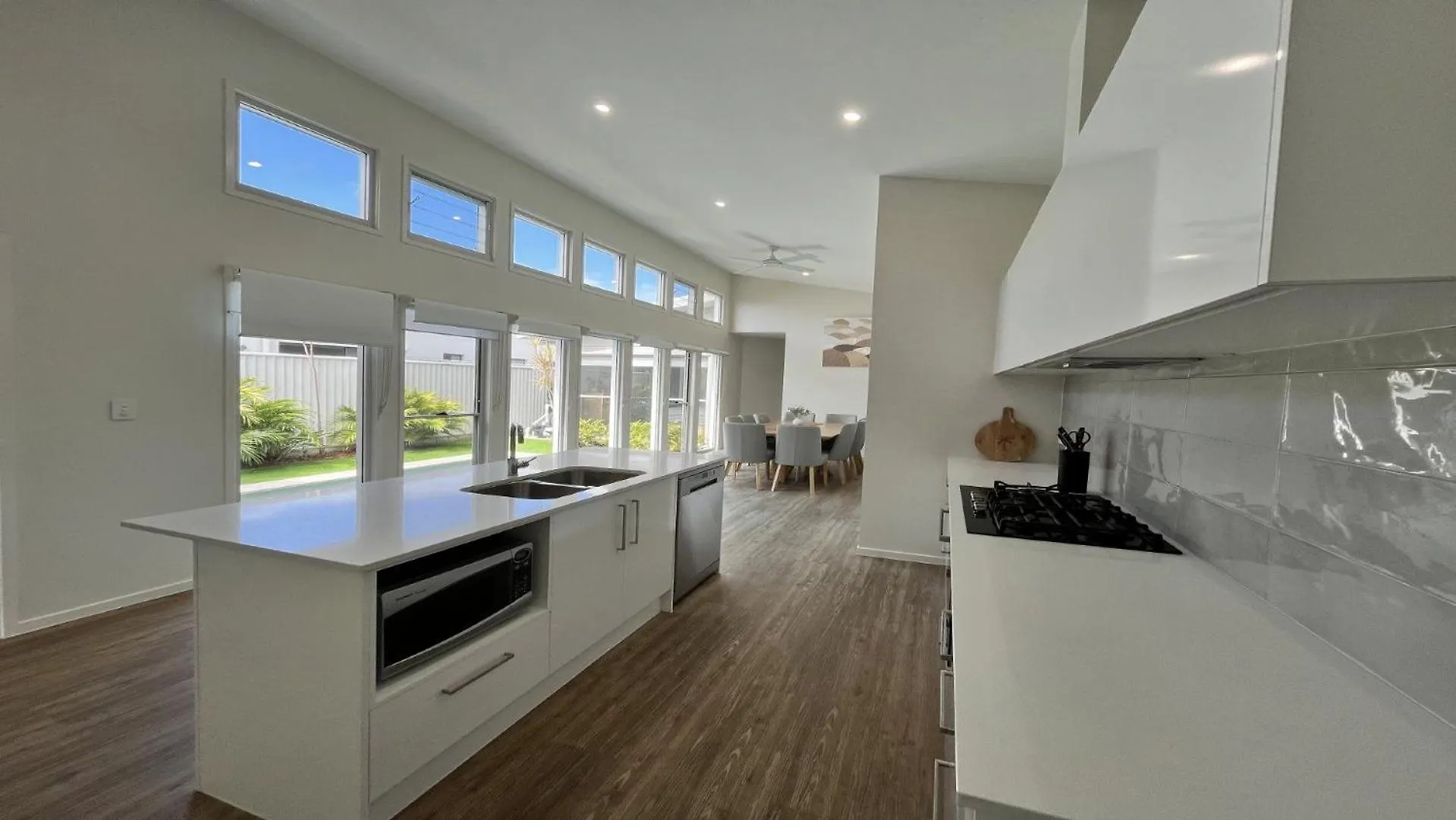 Marina View Villa Pelican Waters Australia