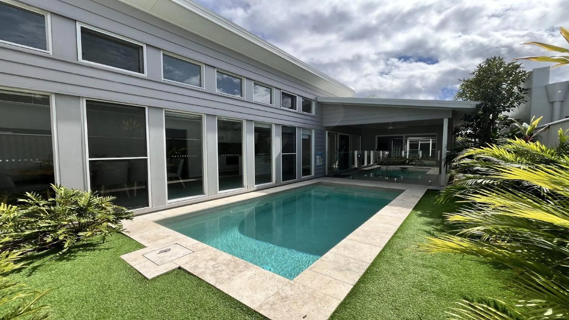بيت للعطل فيلا Marina View Pelican Waters